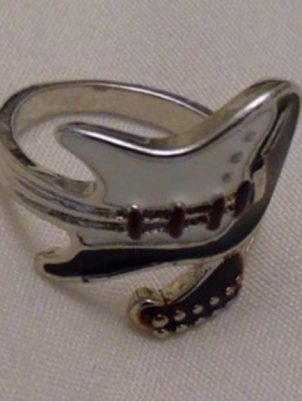 Silver and Black Guitar-Style Wrap Ring